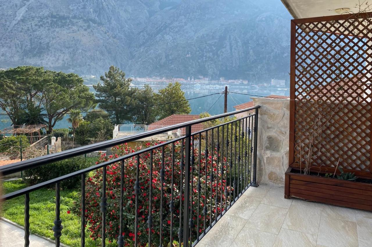 Apartments Darija Kotor Exterior foto